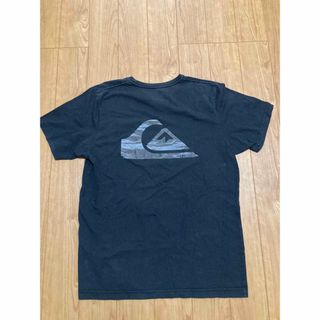 クイックシルバー(QUIKSILVER)のクイックシルバー　バックプリント　ポケットTシャツ　ブラック　Mサイズ(Tシャツ/カットソー(半袖/袖なし))