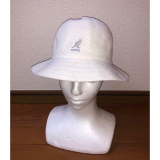 カンゴール(KANGOL)のS 美品 KANGOL メトロハット バケットハット カンゴール ホワイト 白(ハット)