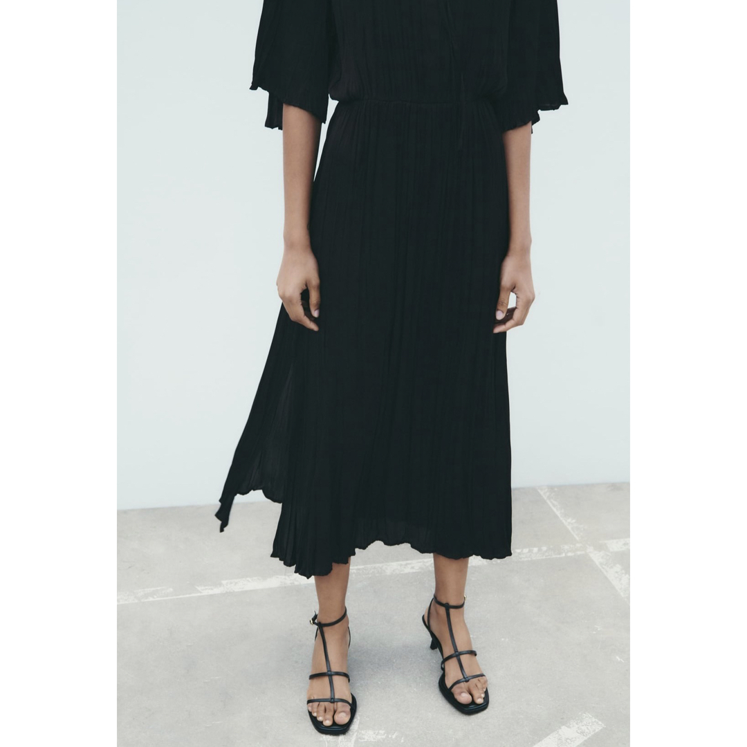 ZARA カットアウトディテール サテン ワンピース XS