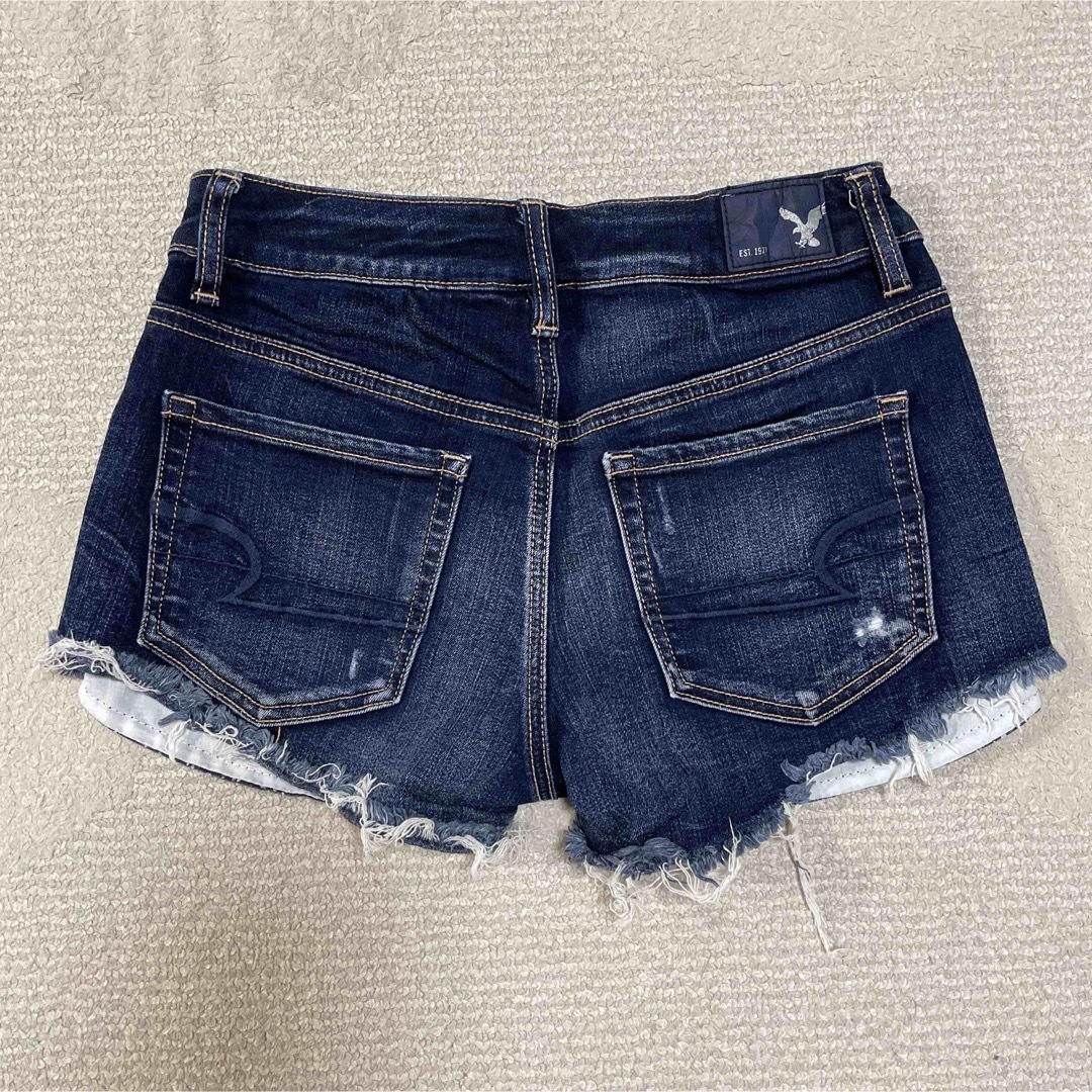 American Eagle(アメリカンイーグル)のアメリカンイーグル デニムショートパンツ レディースのパンツ(ショートパンツ)の商品写真