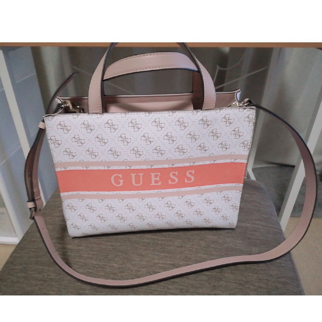 GUESS(ゲス)のGUESS  2wayバック レディースのバッグ(ハンドバッグ)の商品写真