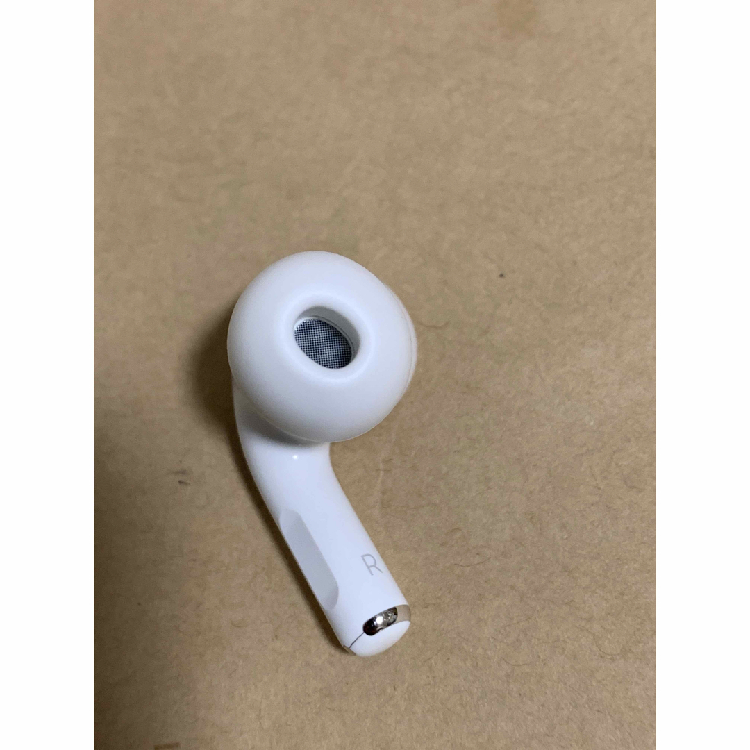 Apple - AirPods Pro 第2世代 MQD83J/A A2698(R)右耳のみA7の通販 by