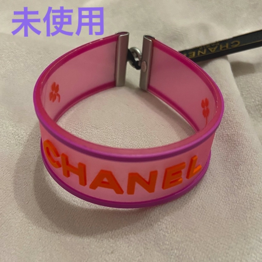 CHANELシャネル　正規品美品　CHANELロゴクリアラバーブレスレットを