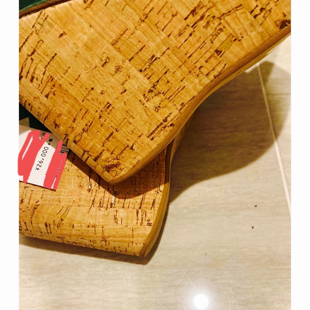 FABIO RUSCONI(ファビオルスコーニ)の☆再値下げ☆【タグ付美品】FABIO RUSCONI  サンダル　37 レディースの靴/シューズ(サンダル)の商品写真