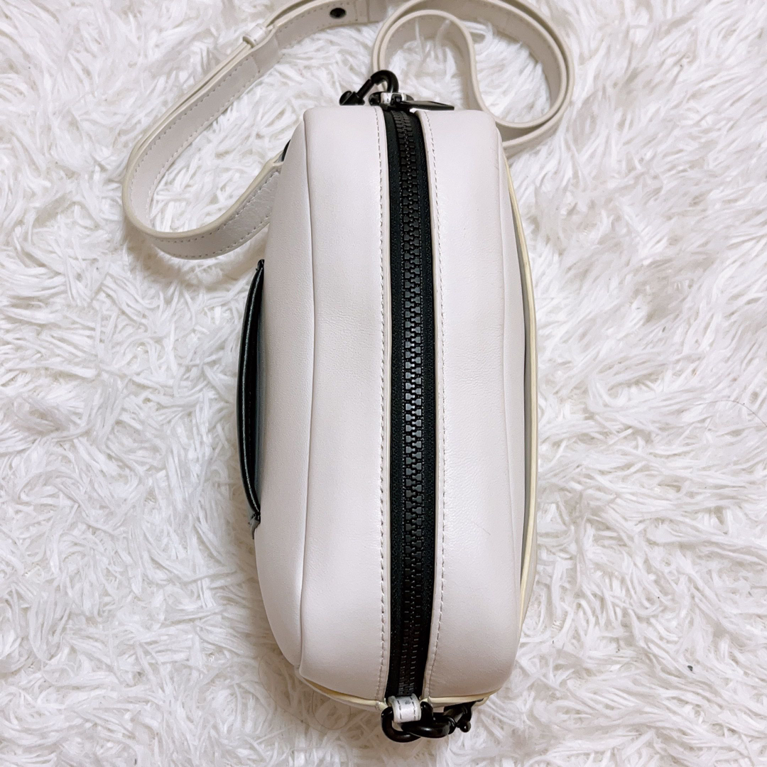 Furla - ✨極美品✨フルラ アーチロゴ カメラバッグ ショルダーバッグ