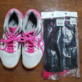 ミズノ(MIZUNO)のバレーシューズ&ソックス　中古(バレーボール)