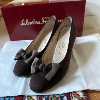 サルヴァトーレフェラガモ(Salvatore Ferragamo)のサルヴァトーレフェラガモ　パンプス(ハイヒール/パンプス)