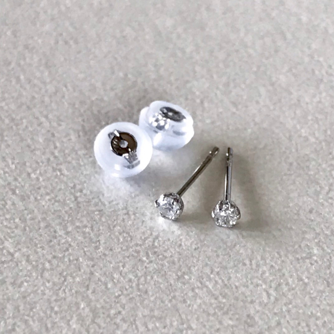 ダイヤモンドダイヤモンドピアス　プラチナピアス 0.10ct pt900  ピアス