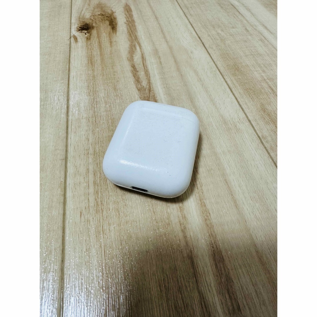 Apple(アップル)のairpods ジャンク品 スマホ/家電/カメラのオーディオ機器(ヘッドフォン/イヤフォン)の商品写真