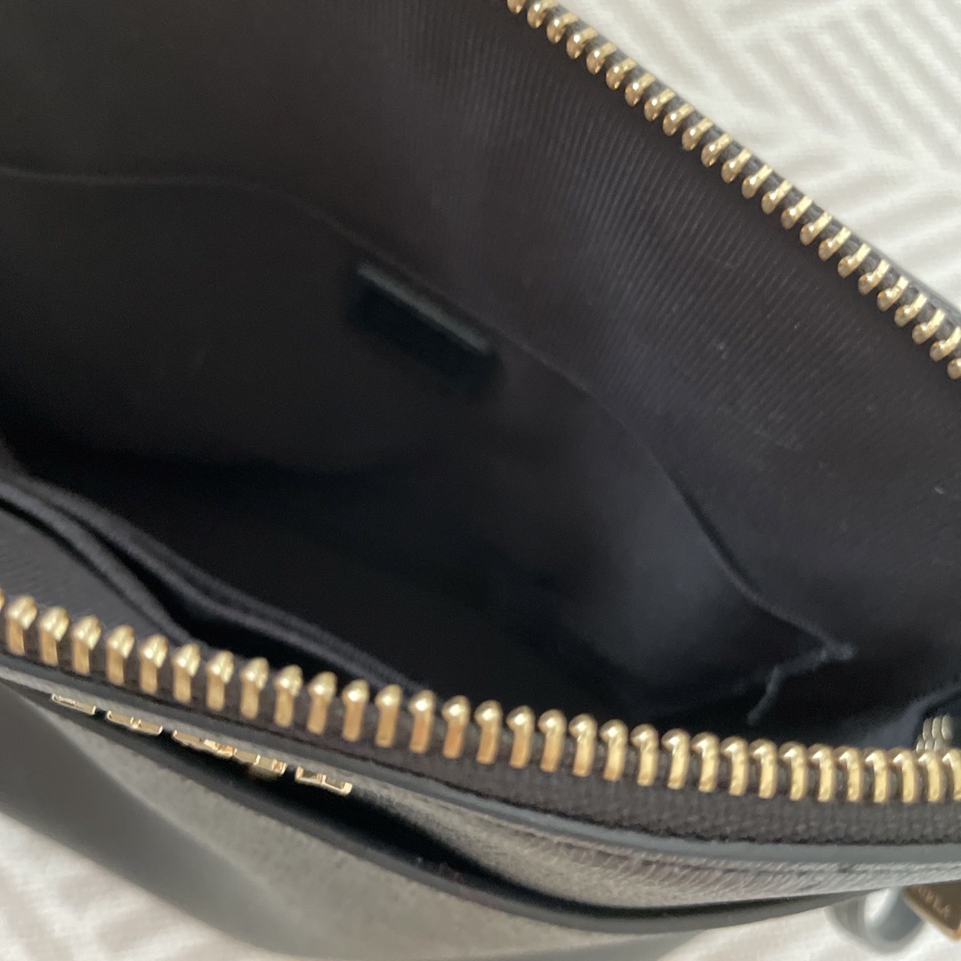 Furla(フルラ)のFURLA 斜めがけバック レディースのバッグ(ショルダーバッグ)の商品写真