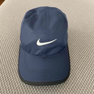 ナイキ(NIKE)の美品　NIKE  ナイキ　フェザーライトキャップ(帽子)