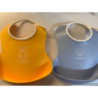 ベビービョルン(BABYBJORN)の中古品　ベビービョルン　エプロン　2点　まとめ売り(お食事エプロン)