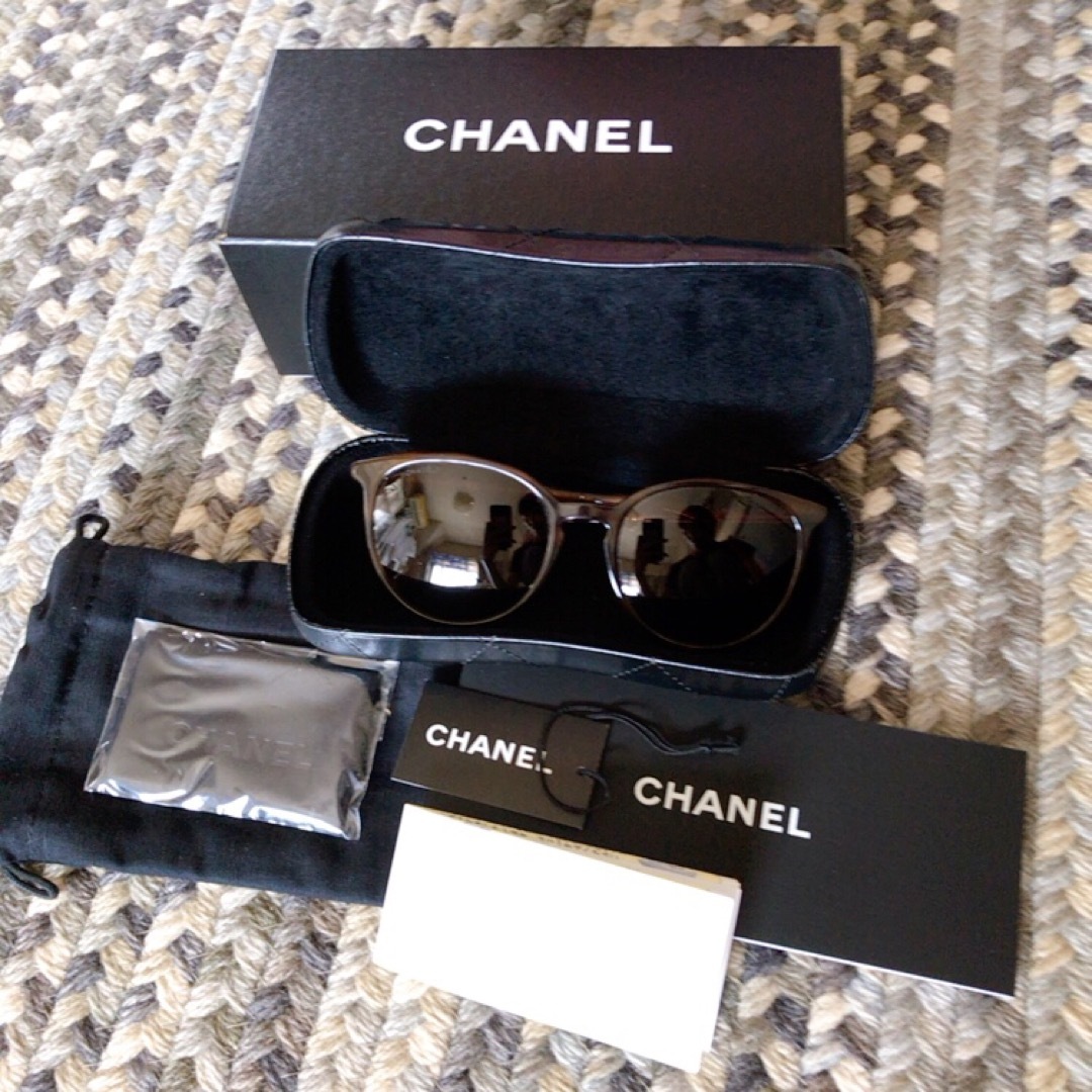 レディースCHANEL サングラス