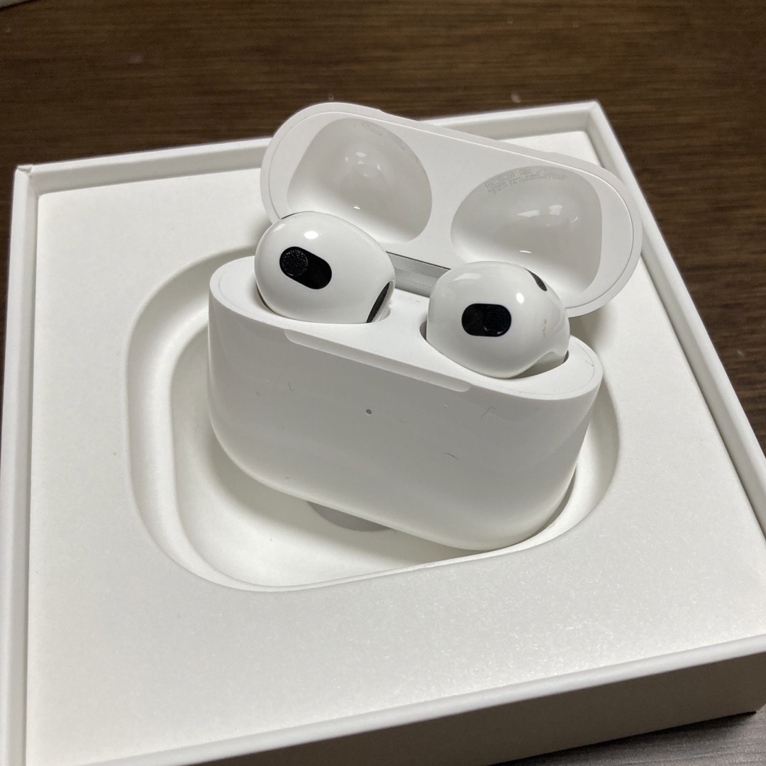 直売半額 AirPods 第3世代 美品 | palmsmg.org