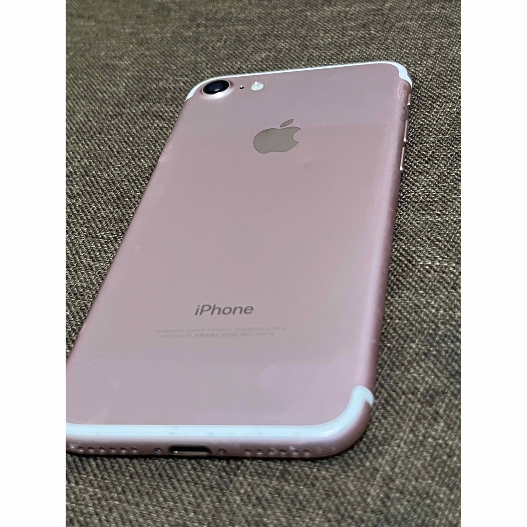 iPhone(アイフォーン)のiPhone7 128GB スマホ/家電/カメラのスマートフォン/携帯電話(スマートフォン本体)の商品写真