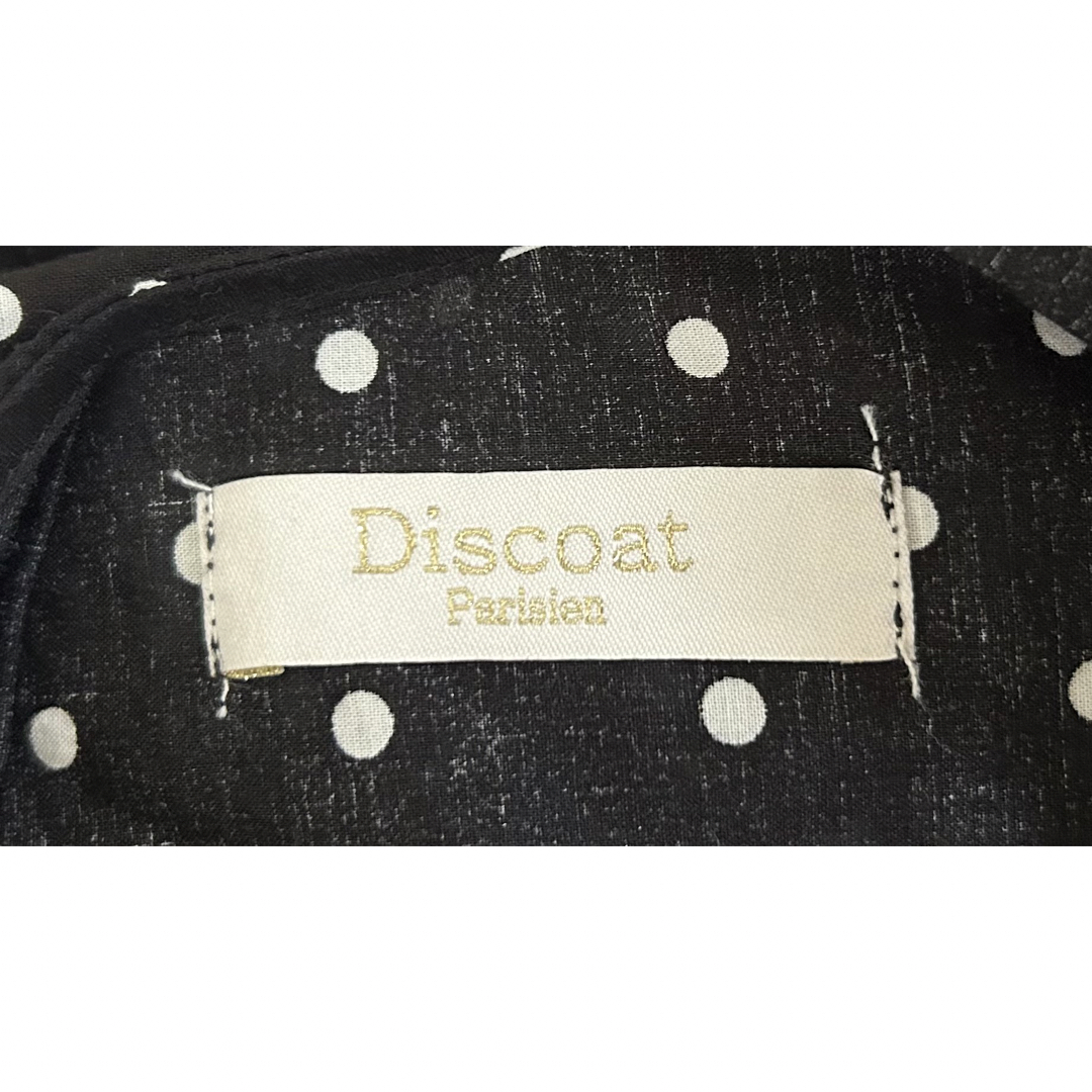 Discoat(ディスコート)のDiscoat 綿100% 白黒ドット トップス Lサイズ レディースのトップス(シャツ/ブラウス(半袖/袖なし))の商品写真