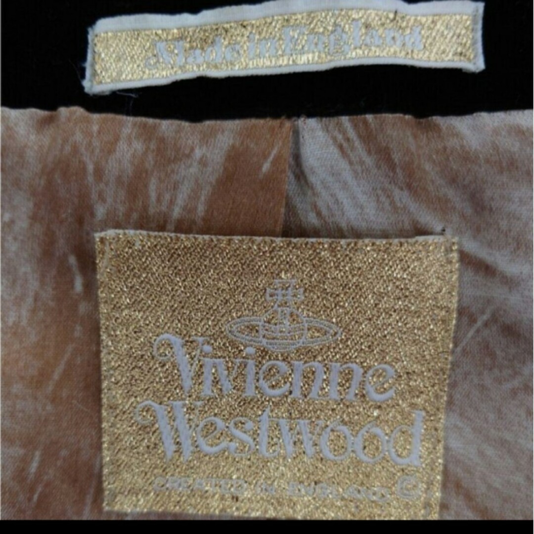 Vivienne Westwood(ヴィヴィアンウエストウッド)のVivienne Westwood レディースのジャケット/アウター(テーラードジャケット)の商品写真