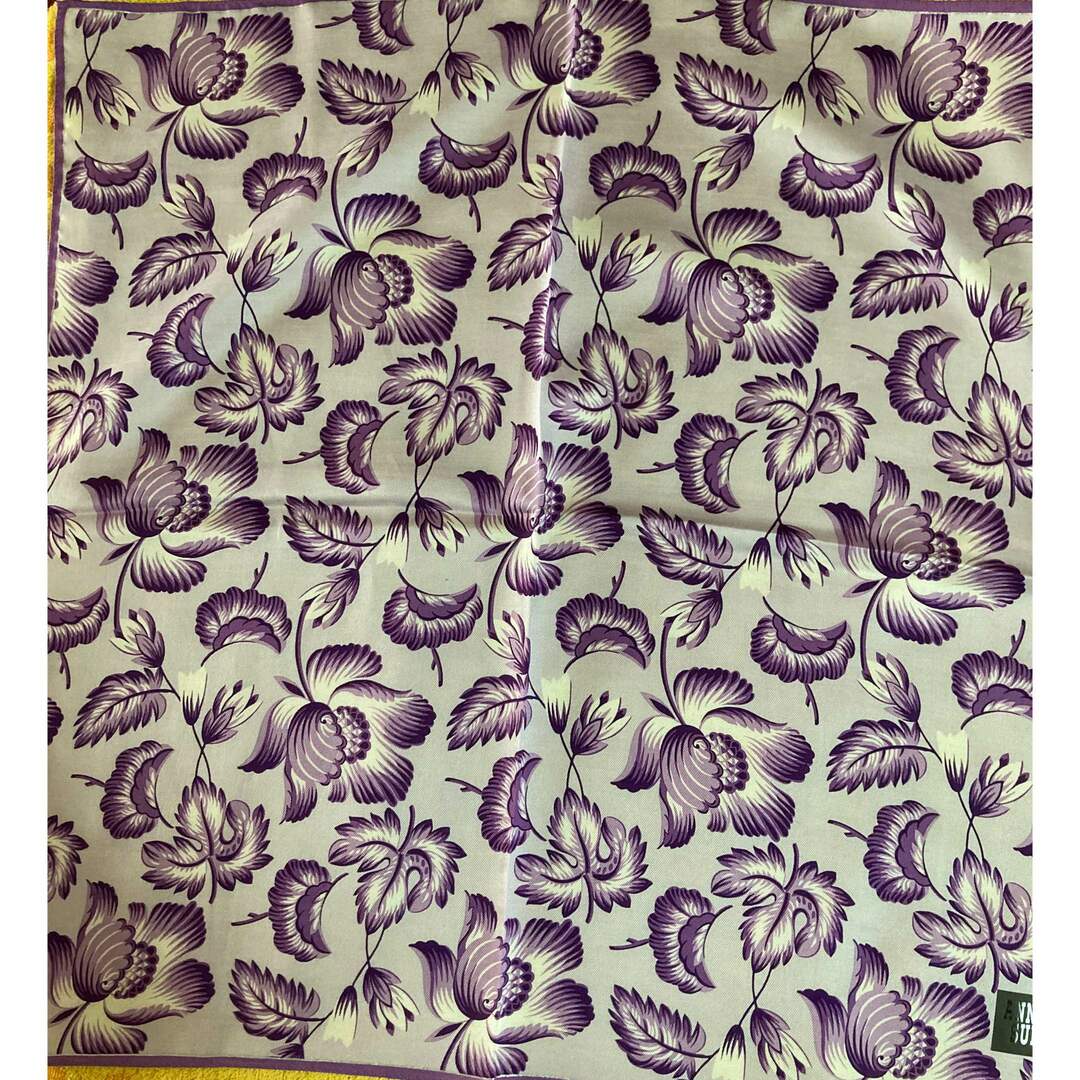 ANNA SUI - アナスイ シルクスカーフ 花葉柄パープルの通販 by ANNA SUI - アナスイ シルクスカーフ 花葉柄パープルの通販 by