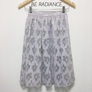 ビーラディエンス(BE RADIANCE)の【新品】BE RADIANCE 総レース フレアスカート(ひざ丈スカート)