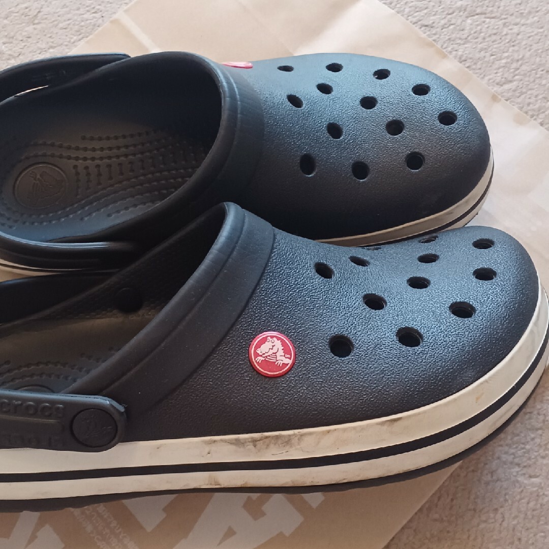 crocs(クロックス)のクロックス　黒　25cm 　M7 メンズの靴/シューズ(ビーチサンダル)の商品写真