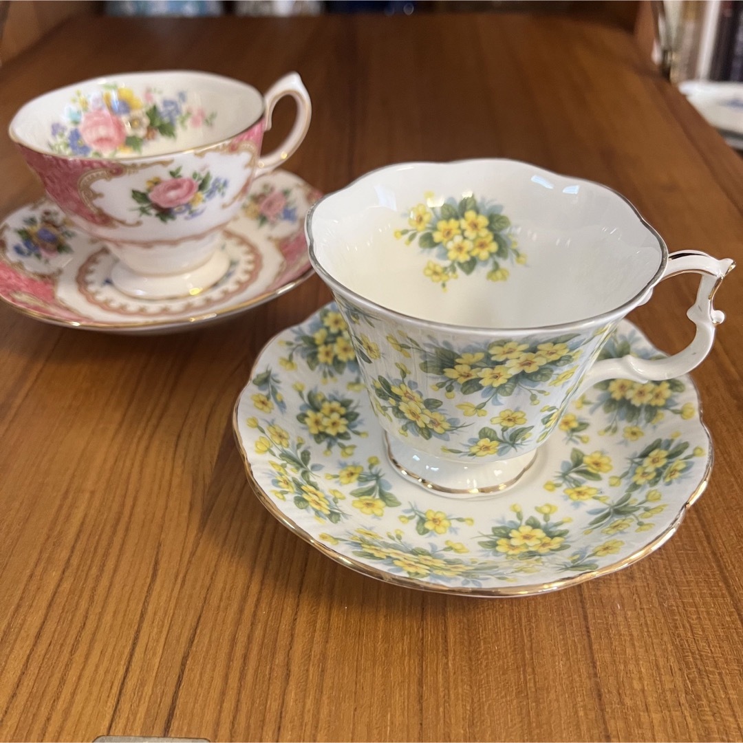 ROYAL ALBERT - ROYAL Albert コーヒーカップ＆ソーサー ２客セット 花 ...