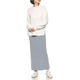 オーラリー(AURALEE)のオーラリーWOOLSUPERHIGHGAUGESMOOTH KNITSKIRT(ロングスカート)