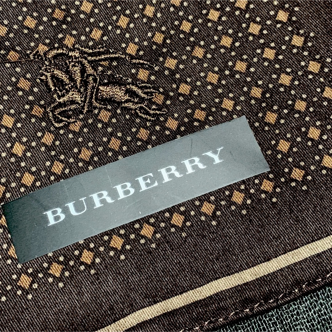 BURBERRY(バーバリー)の最終お値下げ★バーバリーメンズハンカチ ギフト★ メンズのファッション小物(ハンカチ/ポケットチーフ)の商品写真