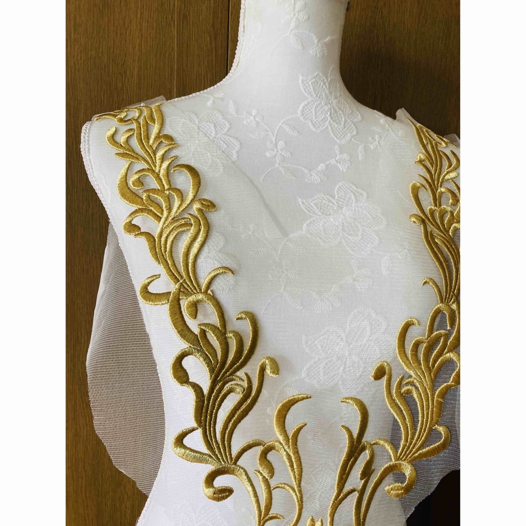 L032ワッペン立体お花ハンドメイドパーツ ドレス バレエ 社交ダンス ハンドメイドの素材/材料(各種パーツ)の商品写真