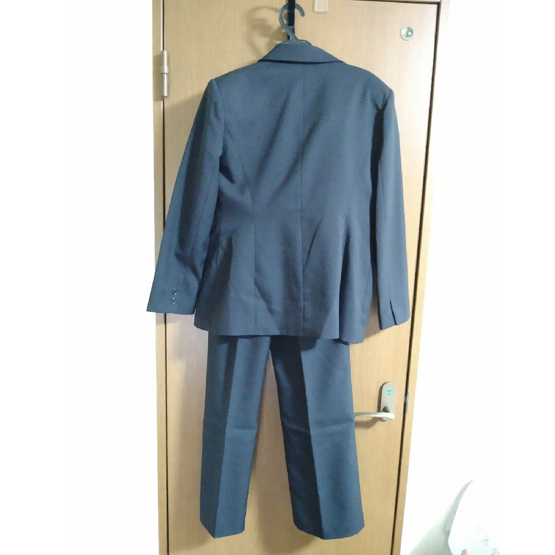 パンツスーツ　黒　11号 レディースのフォーマル/ドレス(スーツ)の商品写真
