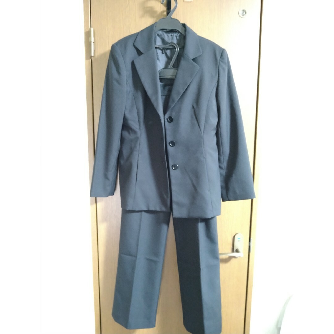パンツスーツ　黒　11号 レディースのフォーマル/ドレス(スーツ)の商品写真