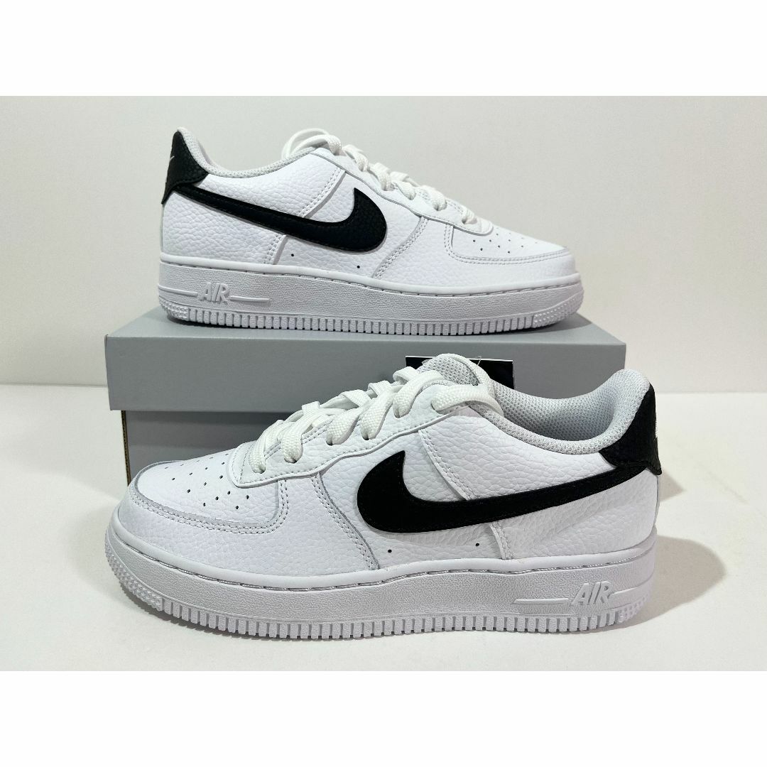 新品 NIKE エアフォース1 ロー ホワイト×ブラック 24.5cm