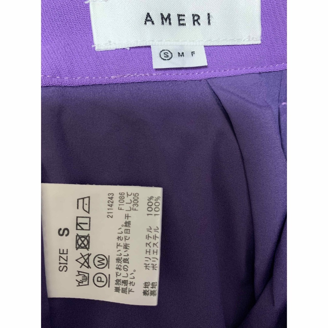 Ameri VINTAGE(アメリヴィンテージ)の美品 AMERI 2TUCKS STRAIGHT PANTS 神パンツ パープル レディースのパンツ(カジュアルパンツ)の商品写真