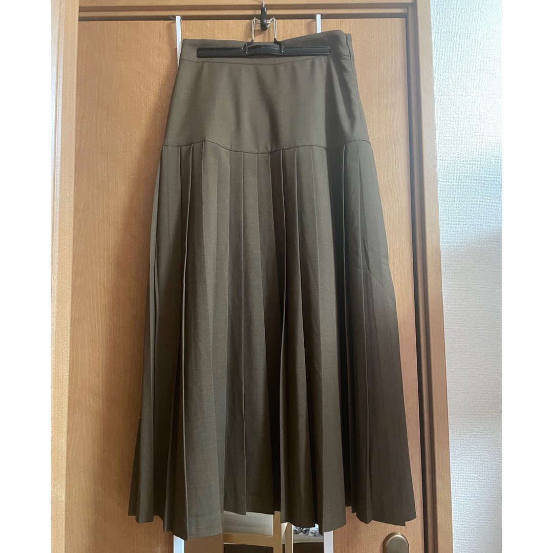 RANDEBOO(ランデブー)のRANDEBOO Pleats long skirt レディースのスカート(ロングスカート)の商品写真