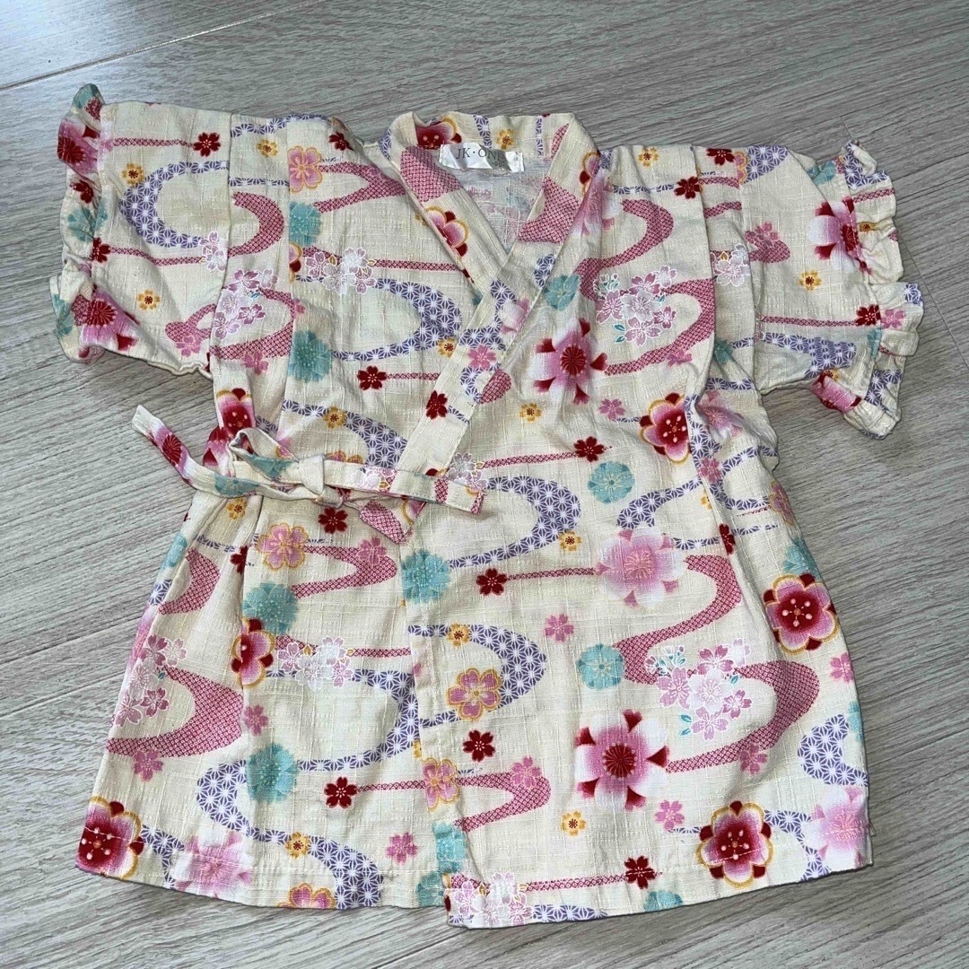 甚平 女の子 浴衣 90cm キッズ/ベビー/マタニティのキッズ服女の子用(90cm~)(甚平/浴衣)の商品写真