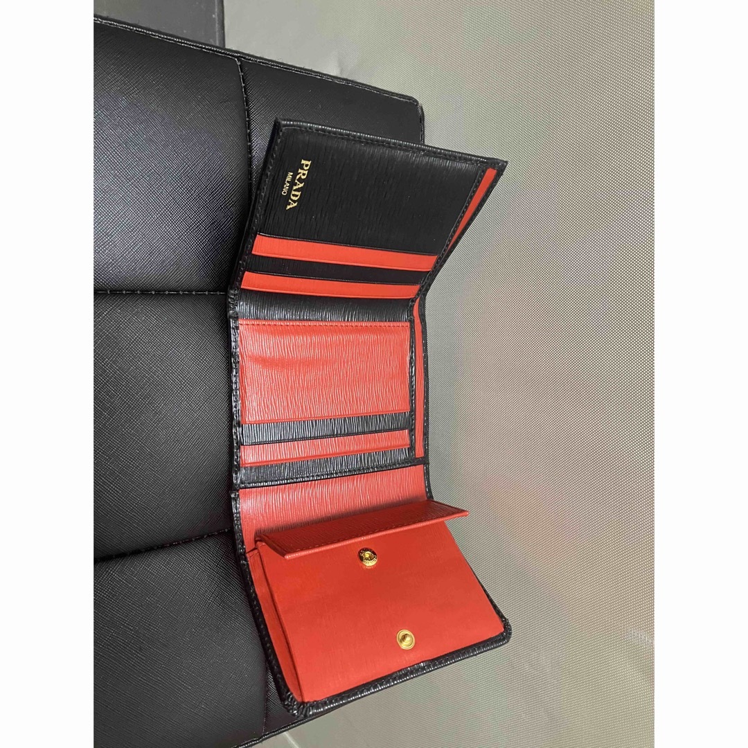 PRADA 三つ折り財布　美品　バイカラー 3