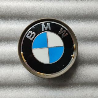 ビーエムダブリュー(BMW)のBMW アルミホイール用センターキャップ　直径約6.8cm 1個 全国送料込み(ホイール)