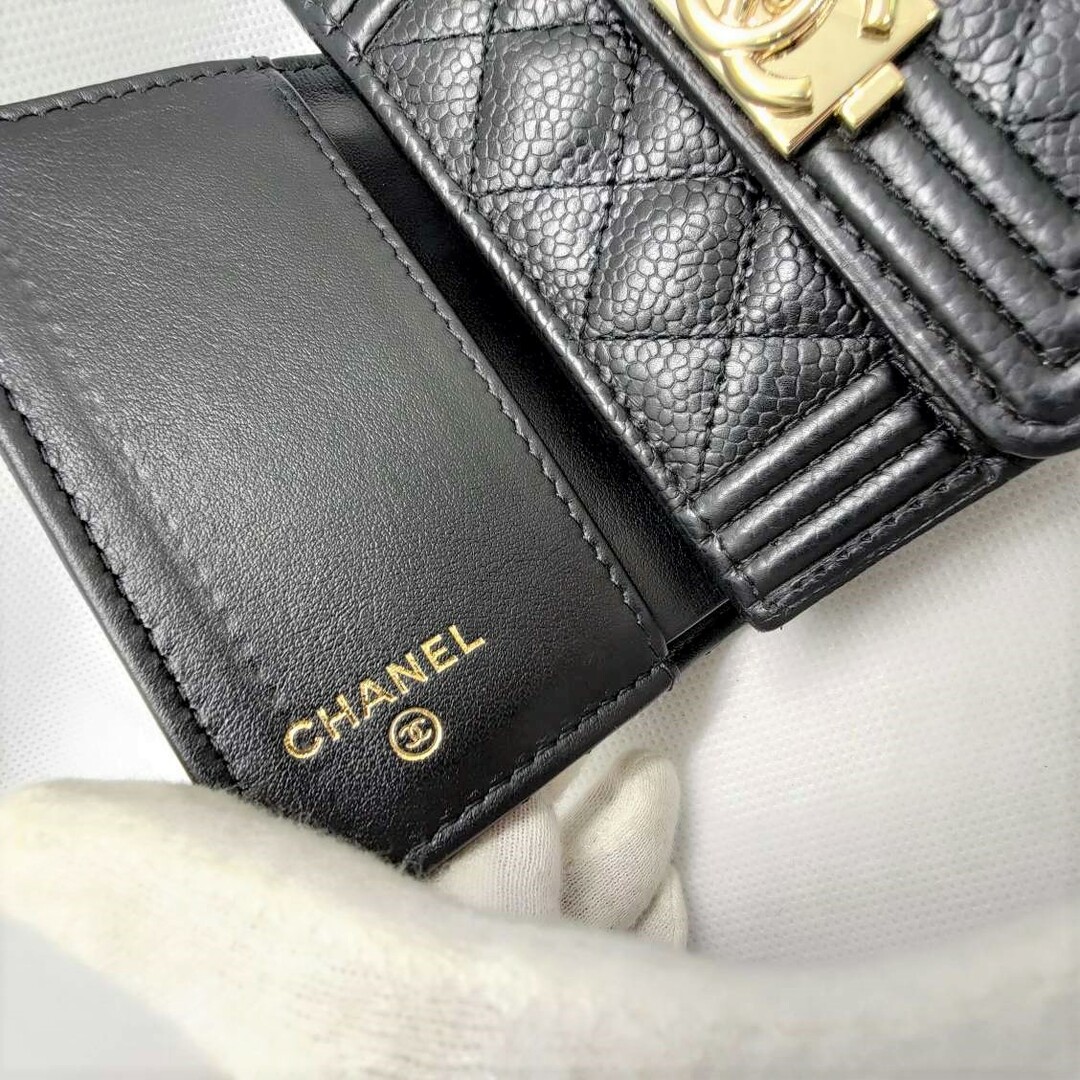 【16,000円OFF お値引き】 シャネル CHANEL ボーイ シャネル スモール ウォレット 三つ折り 財布 マトラッセ ブラック 黒 キャビア スキン A84432 レディース 【 AB ランク】 送料無料 当店通常価格124,800円 3