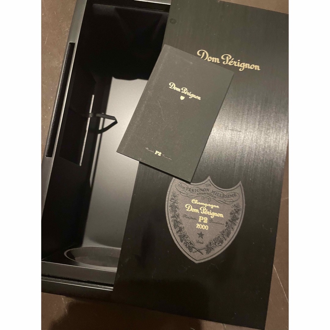 Dom Pérignon(ドンペリニヨン)のドンペリp2空箱　2000年　箱のみ 食品/飲料/酒の酒(シャンパン/スパークリングワイン)の商品写真