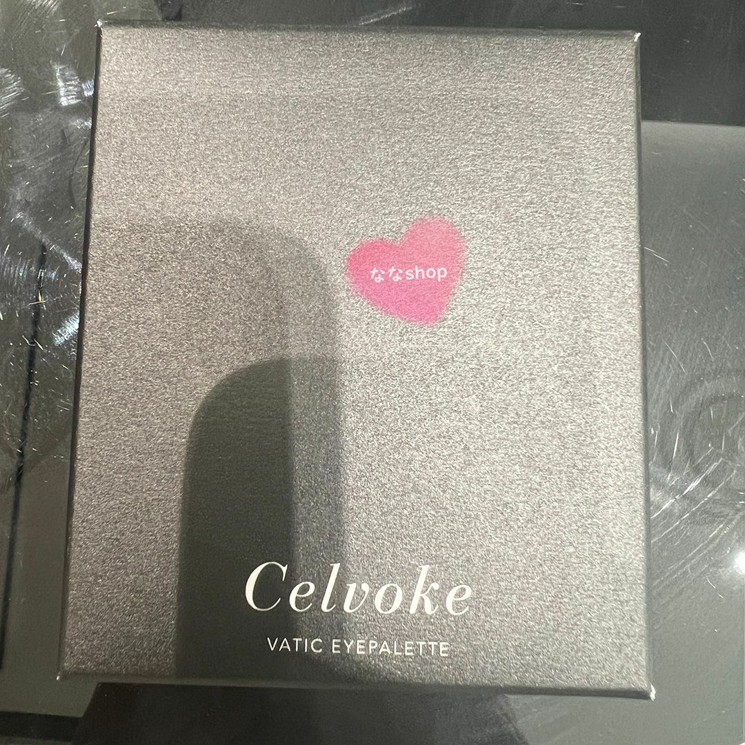 新品未開封 CELVOKE セルヴォーク ヴァティック アイパレット EX05 2
