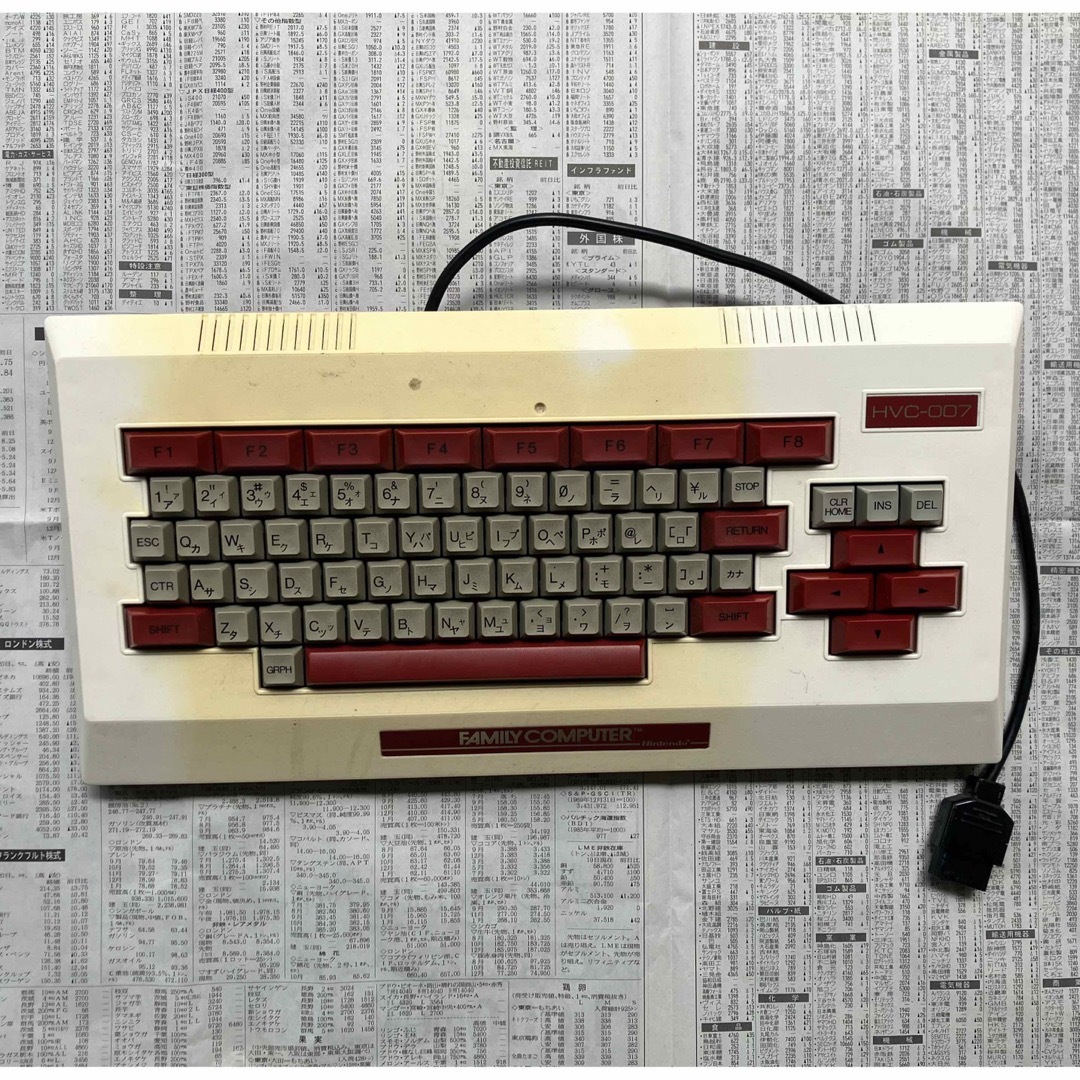 ヴィンテージ 任天堂 ファミコン用 キーボード HVC-007 ジャンク品