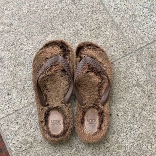 アグ(UGG)のUGG ビーサン(ビーチサンダル)