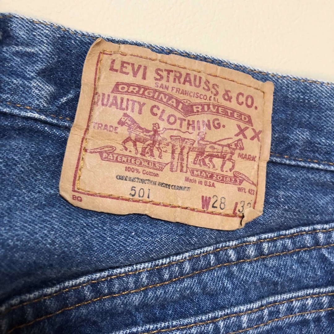 Levi's(リーバイス)のW28 80'sアメリカ製 LEVI'S 501 リーバイス s37 レディースのパンツ(デニム/ジーンズ)の商品写真