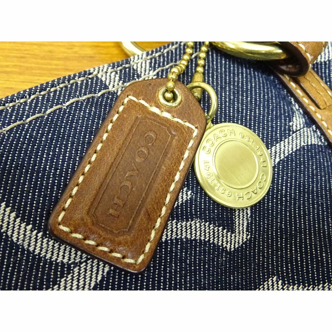 COACH(コーチ)のM池011 / COACH シグネクチャー ハンドバッグ デニム レザー レディースのバッグ(ハンドバッグ)の商品写真