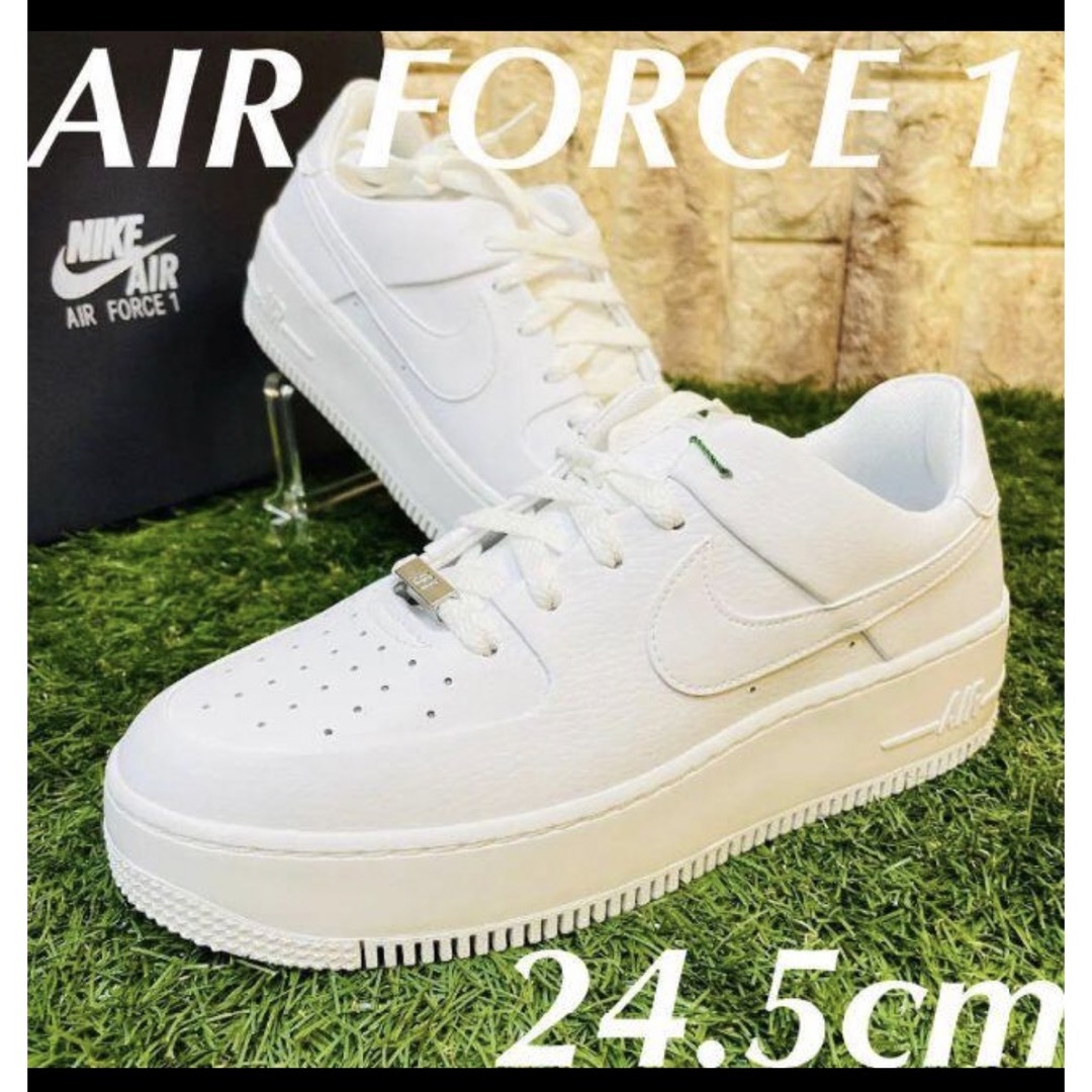 NIKE サイズ24.5cm W AF1 SAGE LOW レディースの靴/シューズ(スニーカー)の商品写真