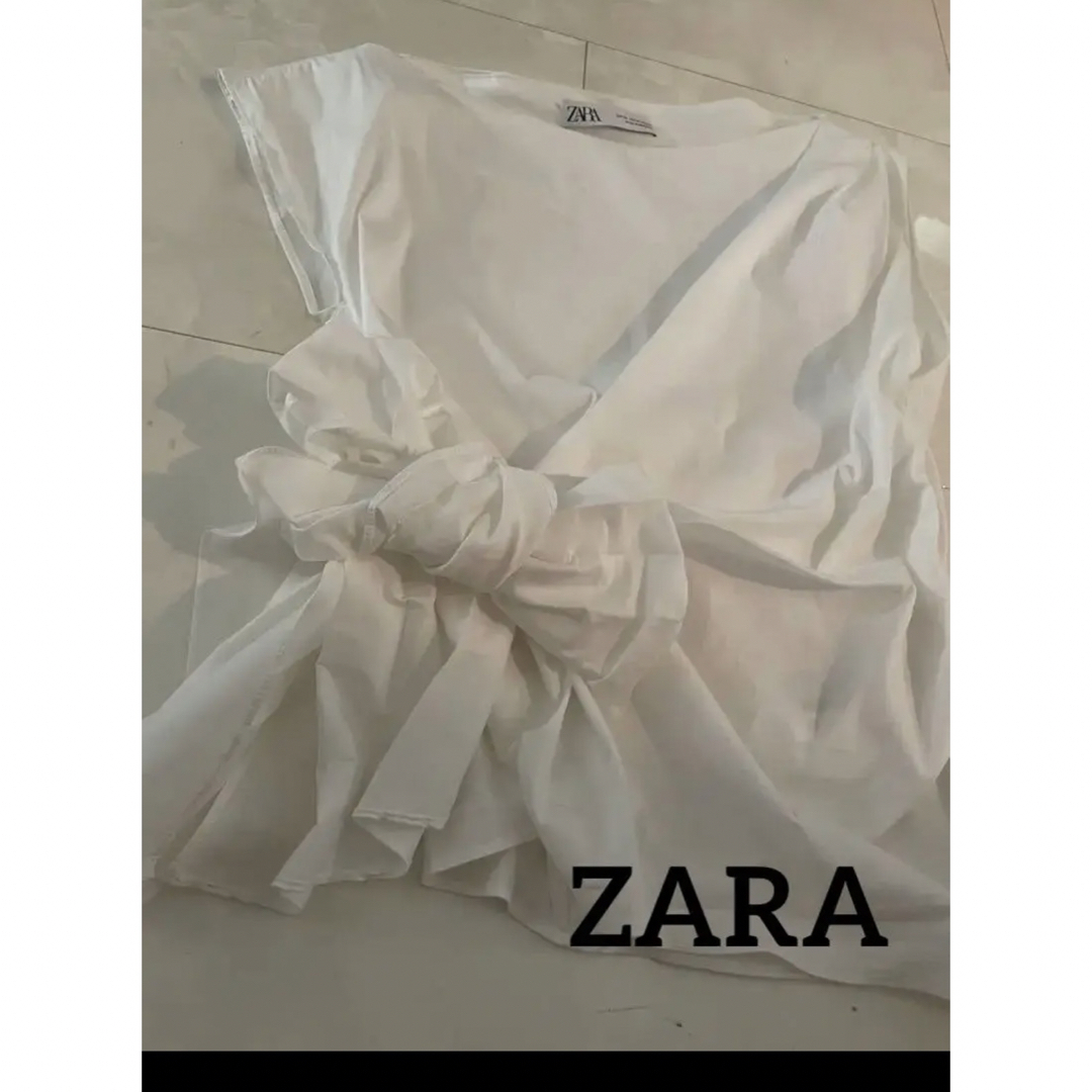 ZARA(ザラ)のZARA ザラ　カットソー　アシンメトリー　変形　リボン レディースのトップス(カットソー(半袖/袖なし))の商品写真