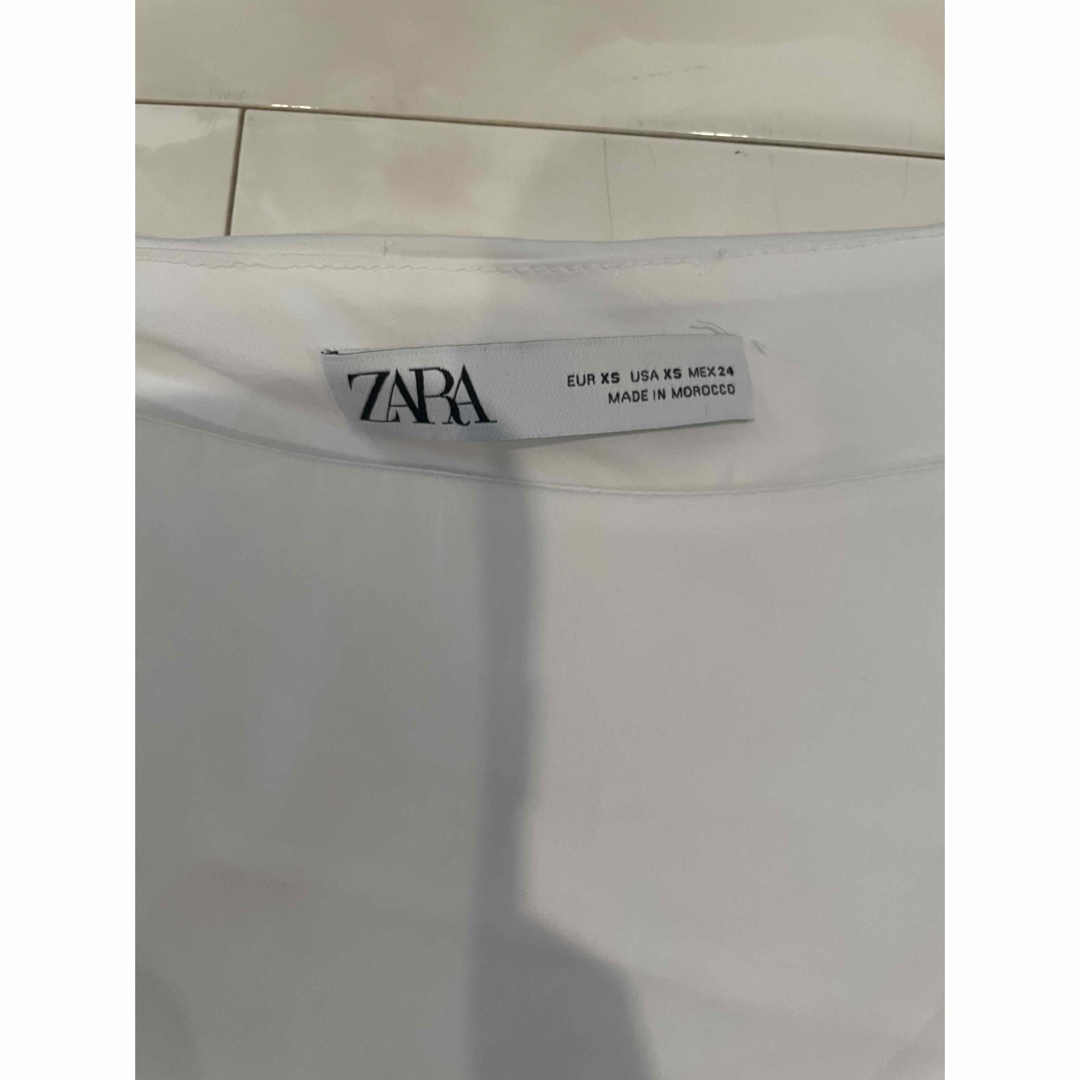 ZARA(ザラ)のZARA ザラ　カットソー　アシンメトリー　変形　リボン レディースのトップス(カットソー(半袖/袖なし))の商品写真
