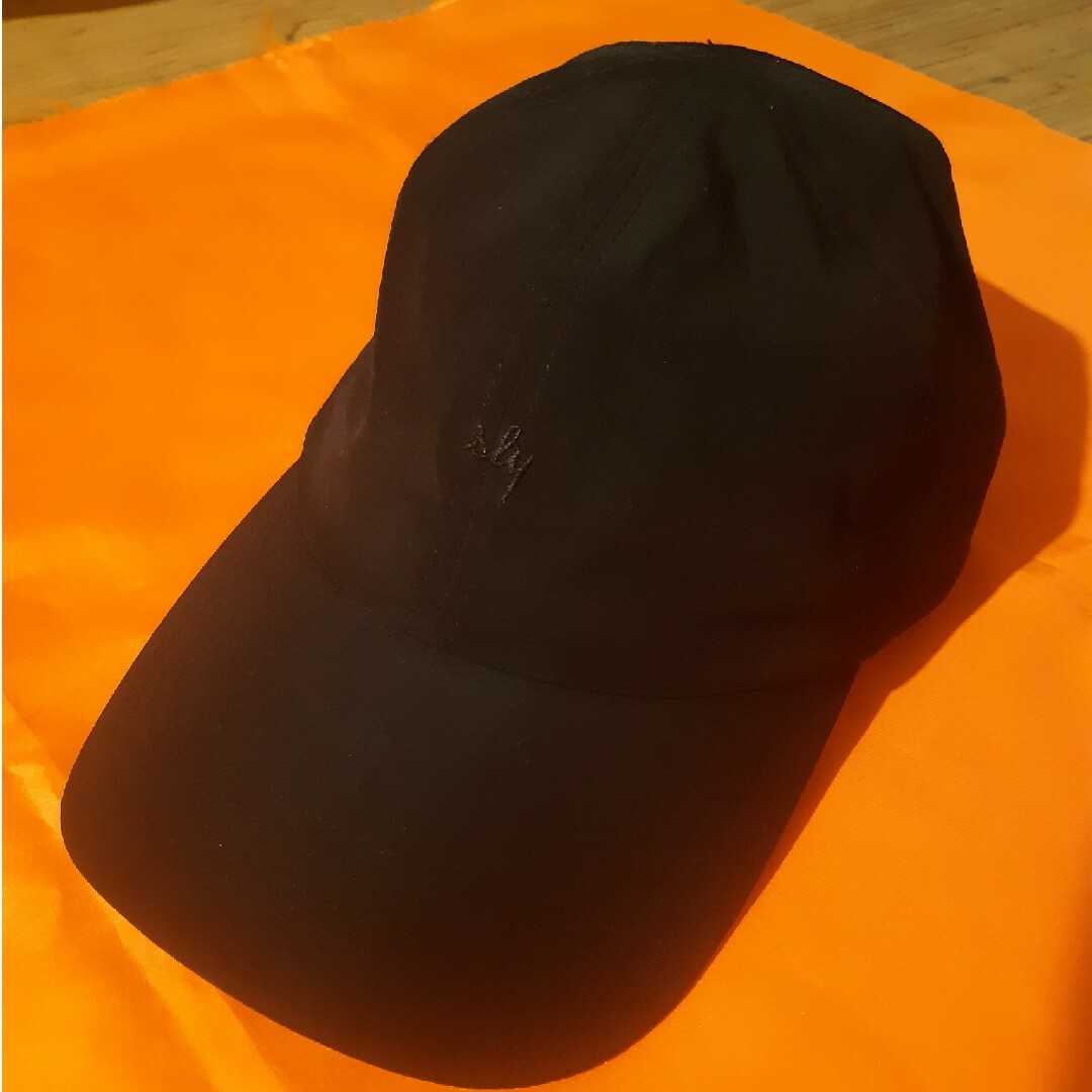 SLY(スライ)の天翔★断捨離中さま専用SLY キャップ ブラック　シャープペン　0.9ミリ　6本 レディースの帽子(キャップ)の商品写真