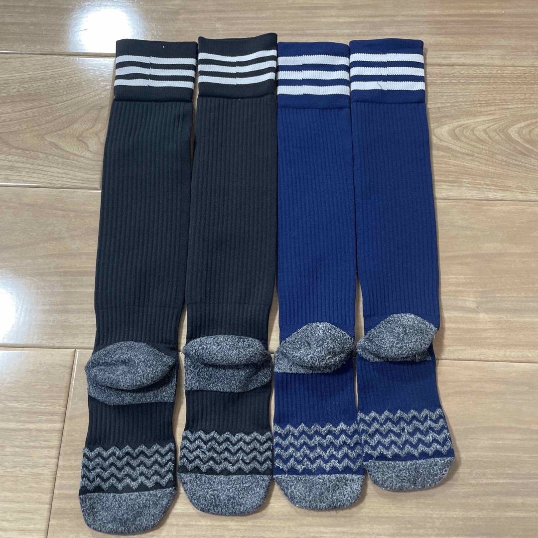 adidas(アディダス)の19-21cm   サッカー　ジュニアソックス　2足セット キッズ/ベビー/マタニティのこども用ファッション小物(靴下/タイツ)の商品写真