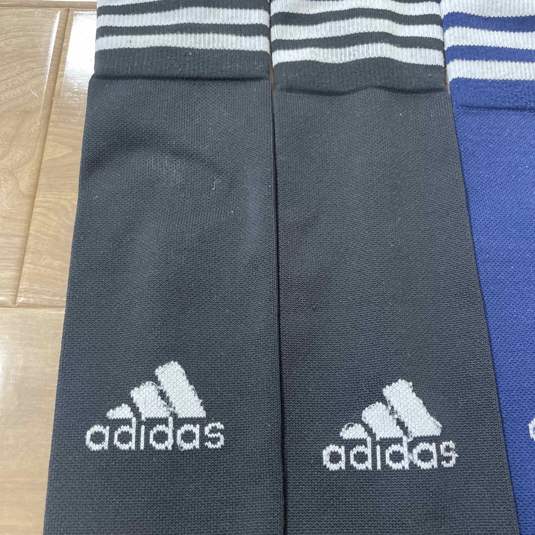 adidas(アディダス)の19-21cm   サッカー　ジュニアソックス　2足セット キッズ/ベビー/マタニティのこども用ファッション小物(靴下/タイツ)の商品写真