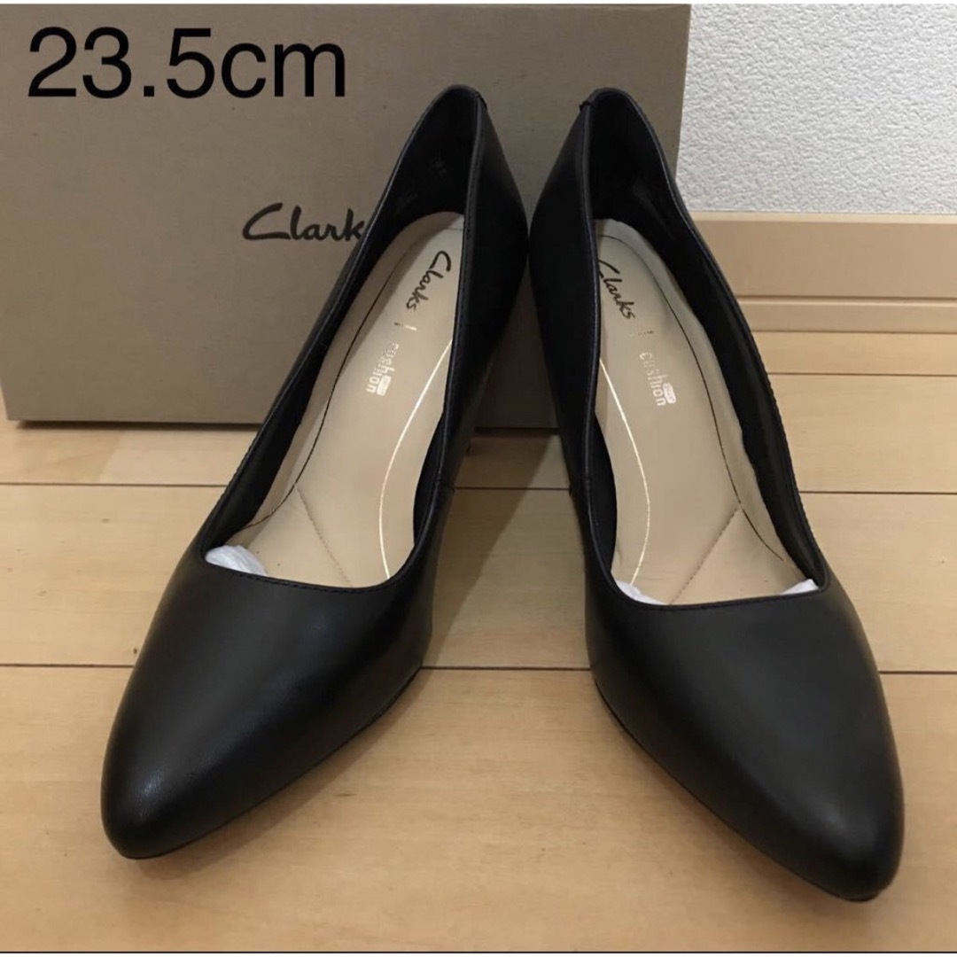 Clarks(クラークス)の新品 23100円 クラークス Clarks パンプス ブラック レザー 皮革 レディースの靴/シューズ(ハイヒール/パンプス)の商品写真